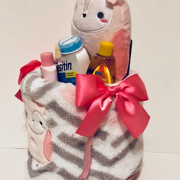 Mini Owl Diaper Cake - Picture 3 of 3